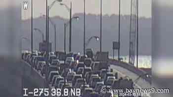 Howard Frankland Bridge lanes begin to reopen after closing due to police activity