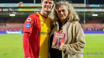 Het magische stadion: Go Ahead Eagles voetballer Bas Kuipers schrijft samen met zijn moeder een kinderboek