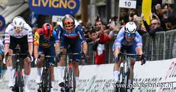 Mathieu van der Poel goud waard voor ploegmaat Jasper Philipsen in snelste Milaan-San Remo ooit