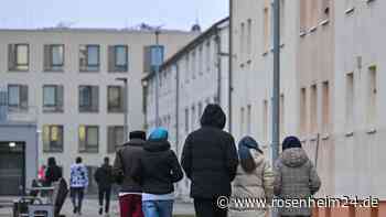 Asylbewerber für 80 Cent pro Stunde arbeiten lassen? So hält es der Landkreis Mühldorf