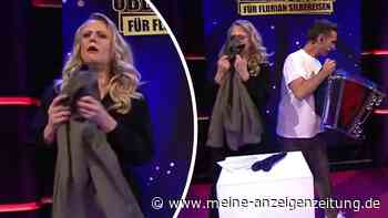 Mitten in ARD-Show: Was macht Barbara Schöneberger mit Florian Silbereisens Sakko?
