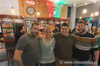 Christian (44) maakt carrièreswitch en wordt nieuwe uitbater van sportcafé: “Iedereen moet zich hier thuis voelen”