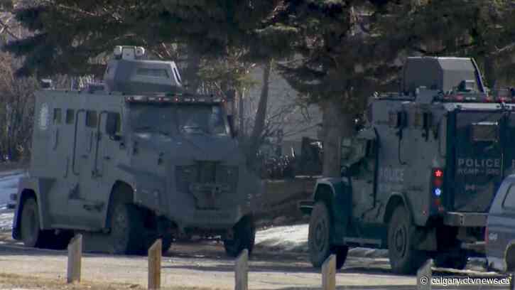 Dead Penbrooke Meadows standoff suspect had criminal history of firearms violations