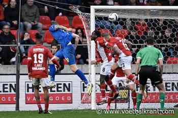 Union-speler haalt uit na wedstrijd tegen Antwerp: "Ze kunnen hen net zo goed de drie punten geven" en "Ik weet niet of dit zelfs mag in de UFC"