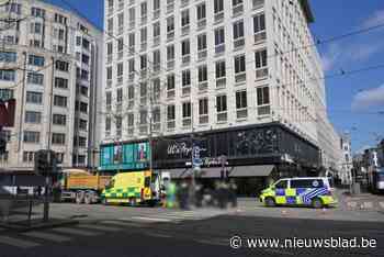 Vrouw lichtgewond na dodehoekongeval met vrachtwagen aan Meirbrug