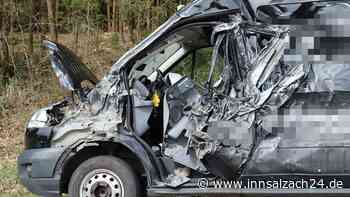 Unfall auf der B299 bei Niederbergkirchen – eine Person verletzt