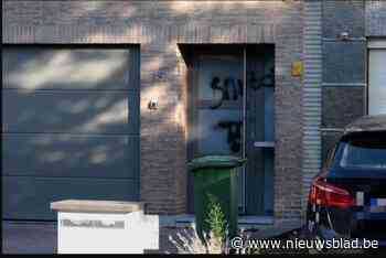 Vier jaar celstraf geëist tegen opdrachtgever aanslag: “Steek die waggie in de fik”