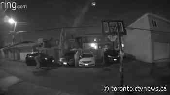 New video shows suspects slashing tires, spray painting vehicles in Toronto’s west end