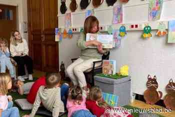 Radio-2-stem Hilde Lieten leest voor uit eigen kinderboek ‘Loes de kippenpoes’