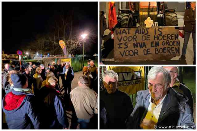 Boze boeren verstoren lezing van Vlaams minister Ben Weyts (N-VA): “Jullie oogsten wat jullie gezaaid hebben”