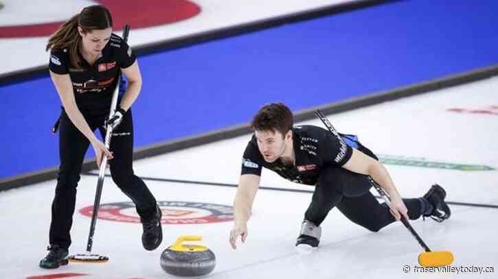 Walker, Muyres move to 3-0 at Canadian mixed doubles curling championship