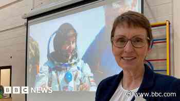 Britain's first astronaut inspires school's pupils