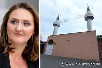 Voor het eerst erkenning van moskee geschorst: Rutten schrapt Aalsterse moskee voor een jaar