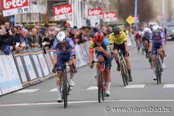 Mannen in vorm Abram Stockman en Ramses Debruyne in Olympia’s Tour