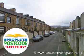 Burnley residents win £1,000 in People's Postcode Lottery