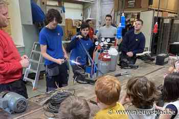 Atheneum Courtmanslaan dompelt leerlingen Het Droomschip onder in wereld van elektriciteit