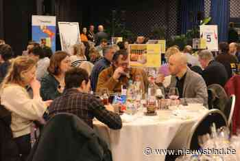 Ziekenhuis Geel en KVC Westerlo halen 23.879 euro op voor Planeet Goudgeel: “Genodigden blijven verrassen”