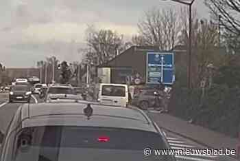 Hallucinante beelden: man op speedpedelec wordt weggekatapulteerd na aanrijding