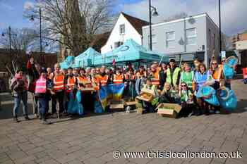 Romford litter pickers join Great British Spring Clean