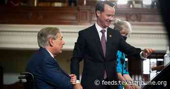 Gov. Greg Abbott appears with embattled House Speaker Dade Phelan for first time in heated primary season
