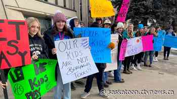 ‘Tell me why you’re doing this’: Sask. rural students rally to keep provincial championship