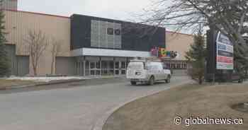 Calgary LGBTQ2 advocates call for boycott of theatre for hosting parental rights town hall