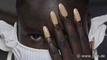 Nude Nägel: Die schönsten Designs für die dezente Maniküre