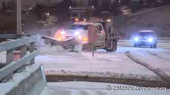 Calgary under snowfall warning, drivers warned to take precautions