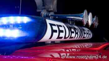 Bauarbeiter (56) unter Rüttelplatte eingeklemmt: schwer verletzt in Klinik gebracht