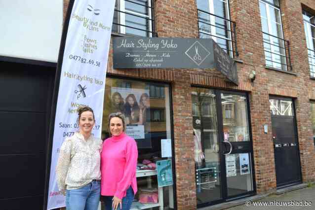 Knippen, kleuren en ineens naar nagelstudio: Hair Styling Yoko viert vijfde verjaardag met klanten en maatje Beauty & More by Lins