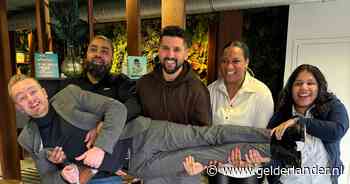 Dit bedrijf steekt de draak met diversiteit: ‘Eindelijk een blonde jongen in het team!’