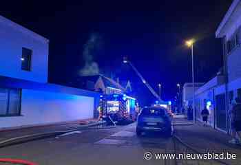 Huis onbewoonbaar nadat gasfles ontploft, ook aanpalende woning loopt schade op