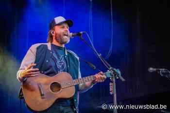 J. Bernardt en Admiral Freebee maken affiche Cactusfestival compleet