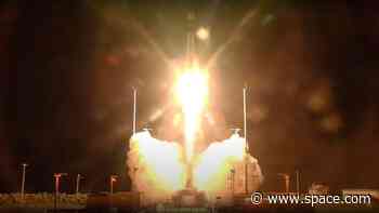 Rocket Lab launches mysterious spy satellites in 4th-ever US liftoff