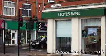'I can't pay cash into a computer' - Residents react as Whitley Bay Lloyds branch set to close