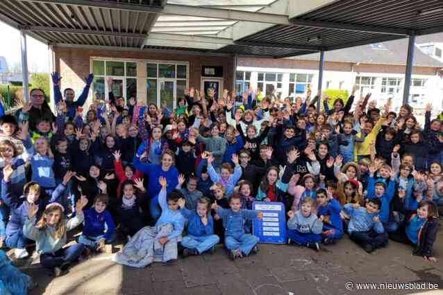 Kinderen Mater Dei ruimen zwerfvuil op: “Sigarettenpeuken zijn een echte plaag”