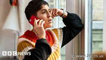 HMRC drops decision to close self-assessment helpline