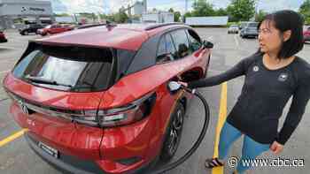 U.S. eases vehicle emissions rules, but overall reduction targets remain unchanged