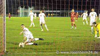 Ein Spiel mit vielen Wendungen: 1860 Rosenheim und Traunstein liefern sich einen Schlagabtausch