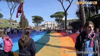 VIDEO | "Roma libera", in migliaia al corteo in ricordo delle vittime della mafia. Don Ciotti: “Insieme possiamo vincere”