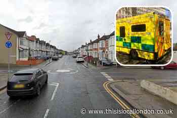 Meads Lane, Ilford crash: Injured man taken to hospital