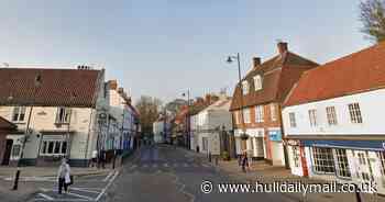 'Serious injuries' as pedestrian struck by car in Cottingham