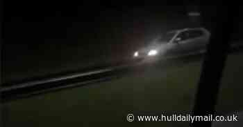 Car spotted travelling on wrong side of dual carriageway near Humber Bridge