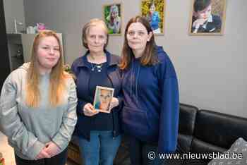 Vriendin van overleden Sandy (45) zet crowdfunding op voor haar drie tienerkinderen: “De rekeningen zijn bevroren”