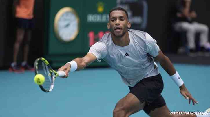 Canadian Auger-Aliassime advances to second round of men’s singles at Miami Open.