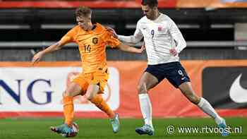 Max Bruns maakt debuut voor verliezend Jong Oranje
