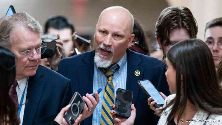 Conservative lawmakers slam $1.2T government funding bill as 'swamp omnibus'