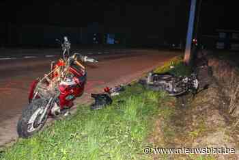 Twee gewonden na frontale botsing tussen bromfietsen