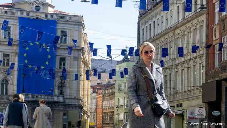 EU leaders suggest openness to membership talks with Bosnia
