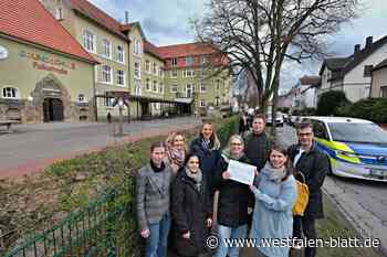 Elterntaxi-Ärger: Initiative in Herford fordert Straßensperrung